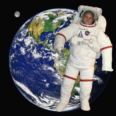 Profile Picture of John E. Tomaszewski (@thejetman) on Twitter