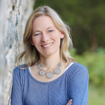 Profile Picture of Debra Shumaker (@ShumakerDebra) on Twitter
