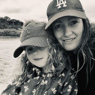 Profile Picture of Bernadette Wylie (@bea.midson) on Facebook