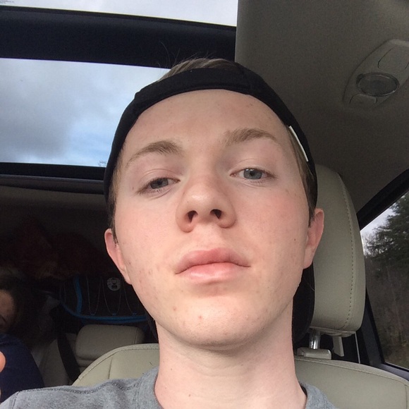 Profile Picture of Matthew Danner (@mattdanner1) on Poshmark