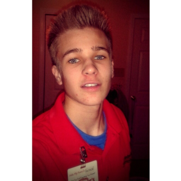 Patrick Kopalchick - Poshmark Profile Picture of Patrick Kopalchick (@pmk2998) on Poshmark