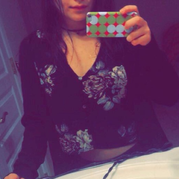 Profile Picture of Allison Laurens (@allisonlaurens) on Poshmark