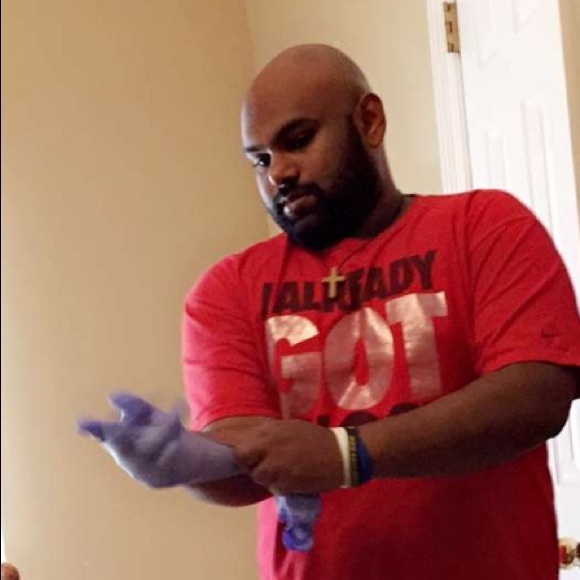 Profile Picture of Joel Wilson (@joelwils9274) on Poshmark