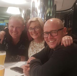 Profile Picture of Debbie Cashmere (@debbie.cashmere) on Facebook