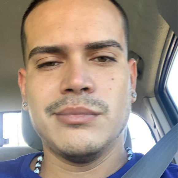 Profile Picture of Jose Alejandro (@josealejandr937) on Poshmark