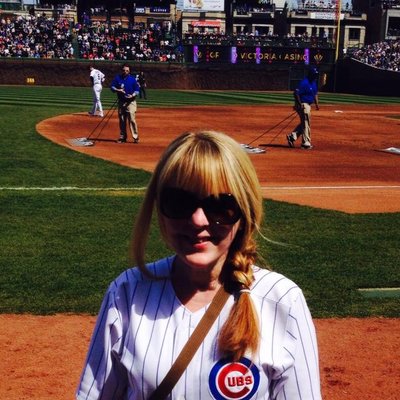 Profile Picture of Jenn Carmichael Kahn (@jennbutterworth) on Twitter