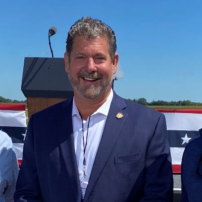 Profile Picture of John Jasinski (@SenatorJasinski) on Twitter