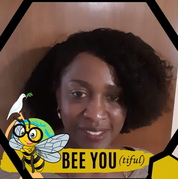 Profile Picture of Mona Jenkins (@anomlove) on Poshmark