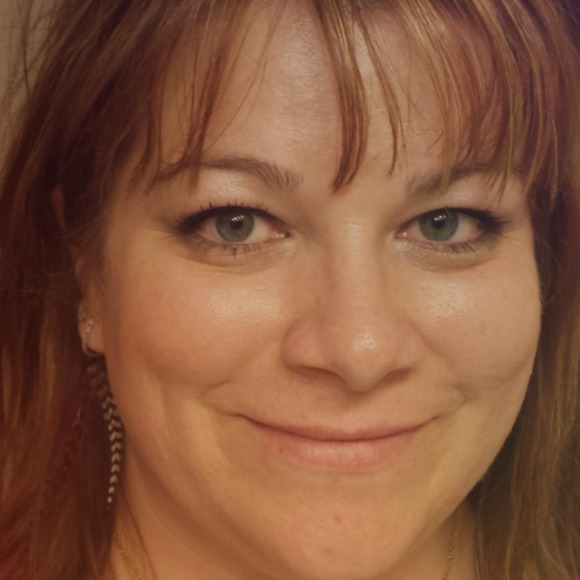 Profile Picture of Kristine Tansy (@ktansy777) on Poshmark