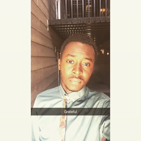 Profile Picture of Akintunde Akinniyi (@akintunchi) on Poshmark