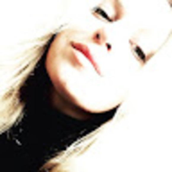 Profile Picture of Nataliia Chaban (@nataliachaban84) on Poshmark