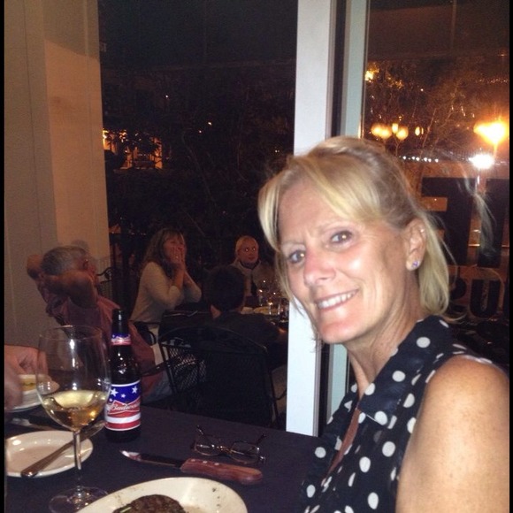 Profile Picture of Pam Kelly (@shrimp819) on Poshmark