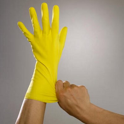 Profile Picture of Leigh Stanford (@CleanerLeigh) on Twitter