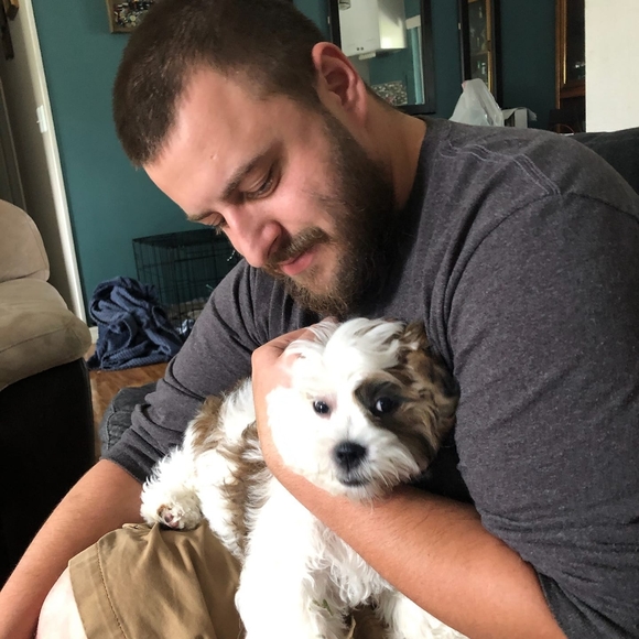 Alan Zwierecki - Poshmark Profile Picture of Alan Zwierecki (@azwierecki29) on Poshmark