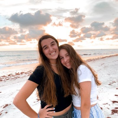 Profile Picture of Rachel Clapp (@RachelClapp10) on Twitter