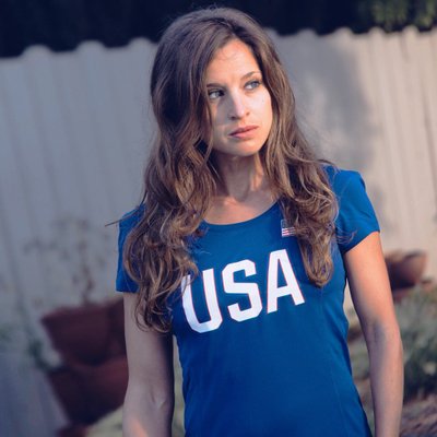 Robyn Stevens - Twitter Profile Picture of Robyn Stevens (@robyndesign) on Twitter