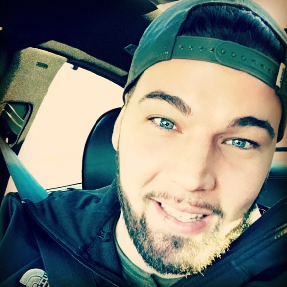 Profile Picture of Anthony Lorenzano (@lorenzano14) on Poshmark