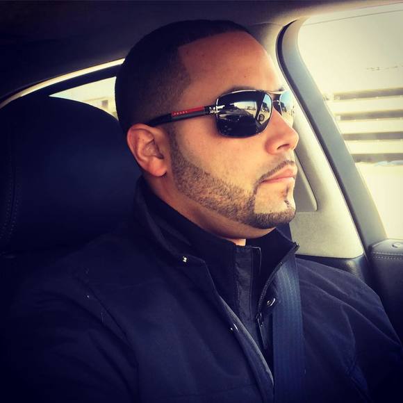 Profile Picture of Carlos Collado (@ccollado09) on Poshmark