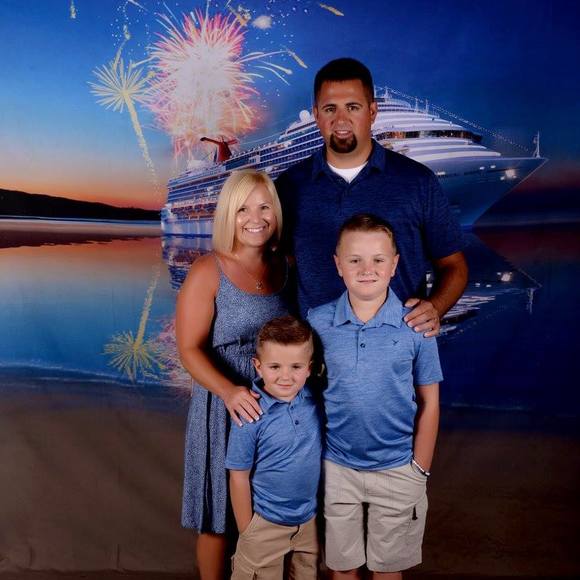 Profile Picture of Brandon Ormeroid (@brandonormeroid) on Poshmark