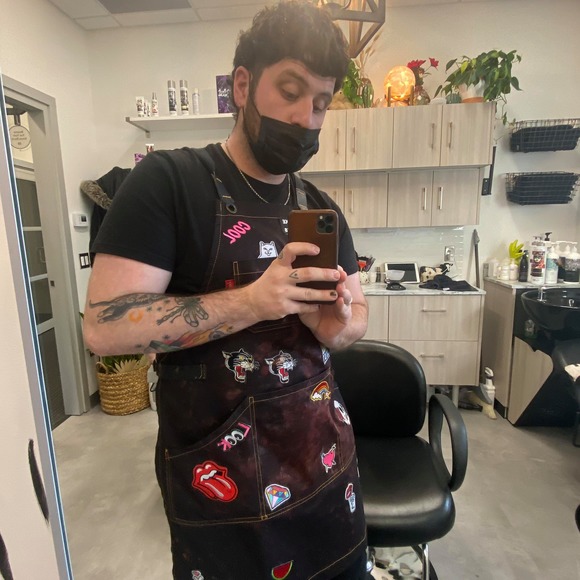 Profile Picture of Michael Bargallo (@micbarg123) on Poshmark