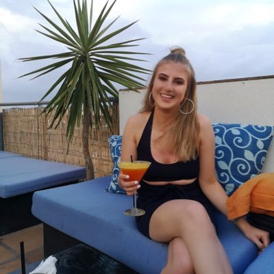 Profile Picture of Lucy Patten (@lucy_pattenx) on Twitter