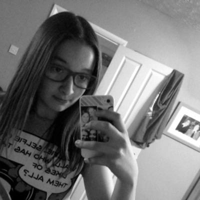 Profile Picture of Jess Roach (@jessroach2000) on Twitter