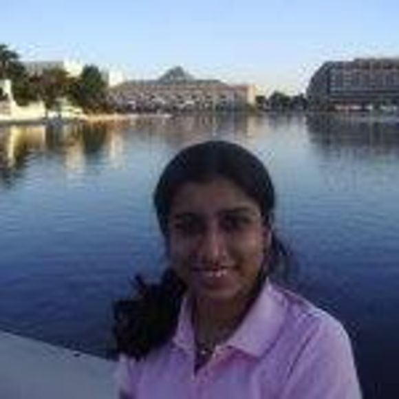 Profile Picture of Poornima Balasubramanian (@poornimab) on Poshmark