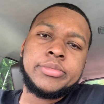 Profile Picture of Shmokey Robinson (@JayMo237) on Twitter