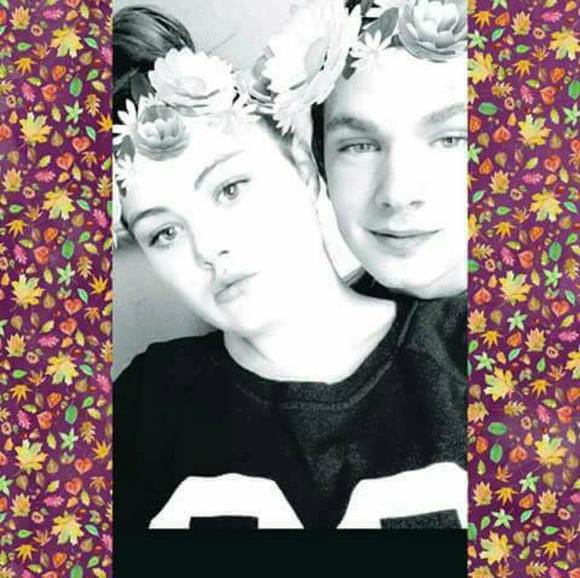Profile Picture of Dillon Kniffen-edwards (@dkstakkin) on Poshmark