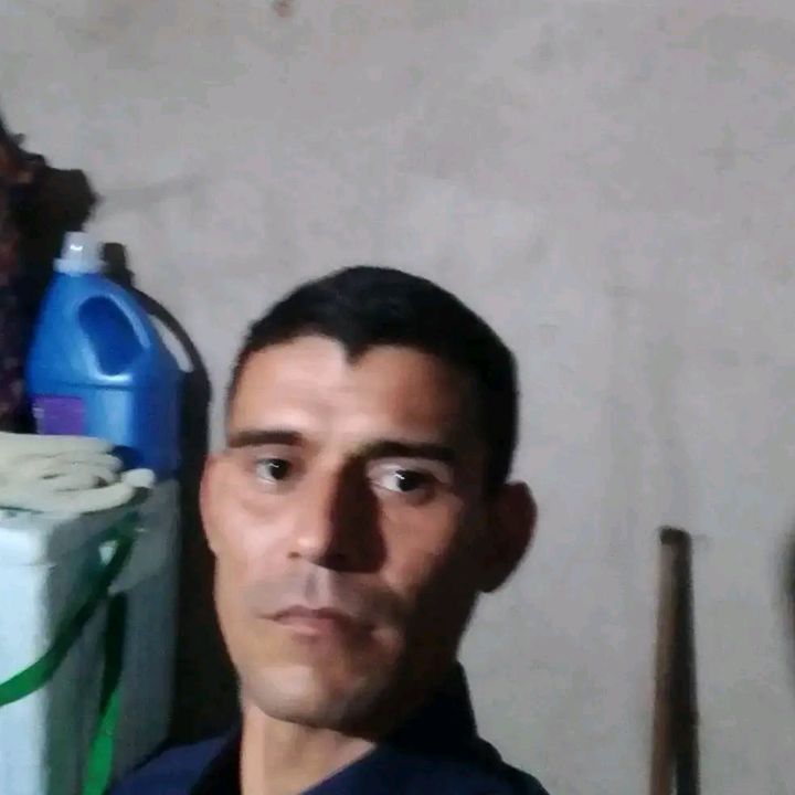 Profile Picture of Luis Claros (@luis.claros23) on Tiktok