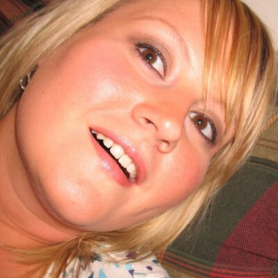 Profile Picture of Crystal Baker (@cris00) on Twitter