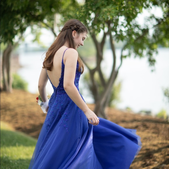 Profile Picture of Ada Vancil (@adavancil) on Poshmark