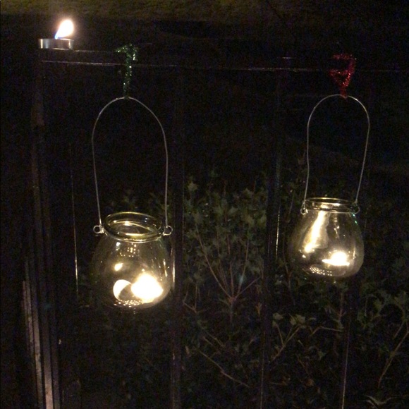 Profile Picture of Paula Morales (@p_a_u_l_a) on Poshmark