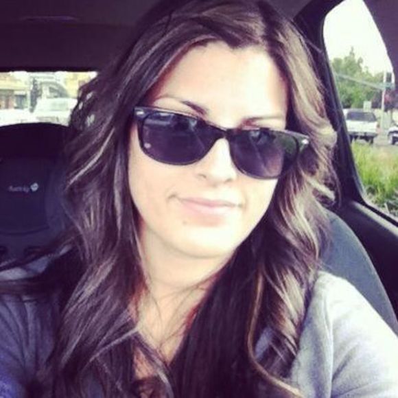 Profile Picture of Mel Sparshott (@msparshott) on Poshmark