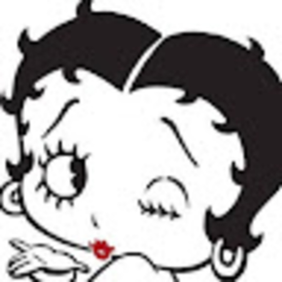 Profile Picture of Michele Roberts (@mmroberts69) on Poshmark
