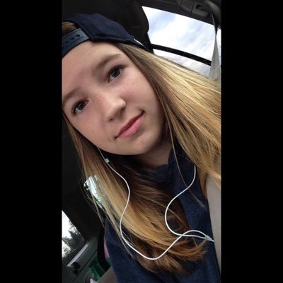 Profile Picture of Dylan :) (@dylan_marker) on Twitter