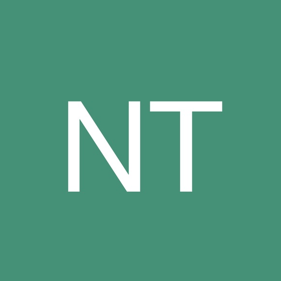 Profile Picture of Naleenee Trader (@mybelongings) on Poshmark