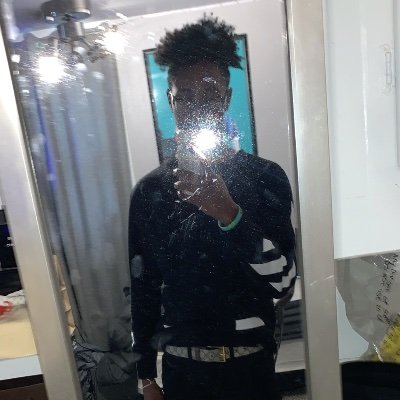 Profile Picture of Shawn ⚡️ 💫 (@IrvingDeshawn) on Twitter