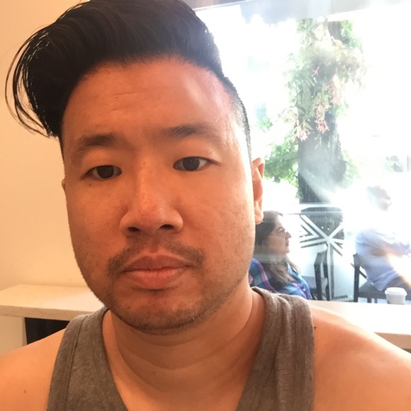 Profile Photo of Michael Chee (@mikeychee) on Poshmark