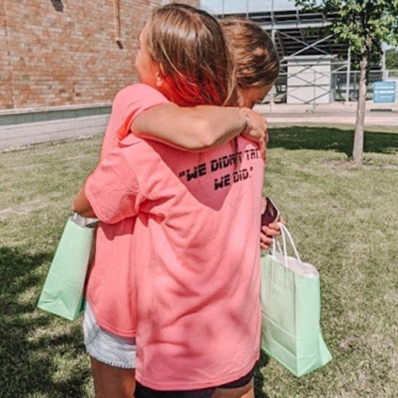 Profile Picture of Lacy Hinton (@lacyhinton9) on Poshmark