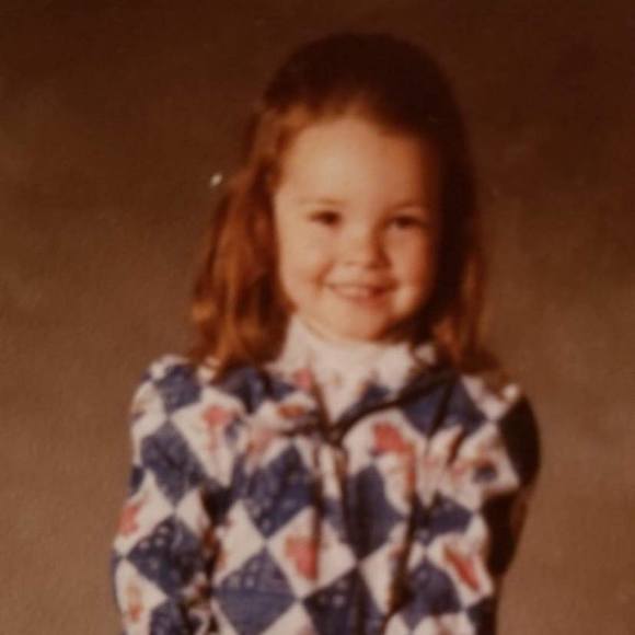 Profile Picture of Jeannie Sasnett (@marthasasnett) on Poshmark
