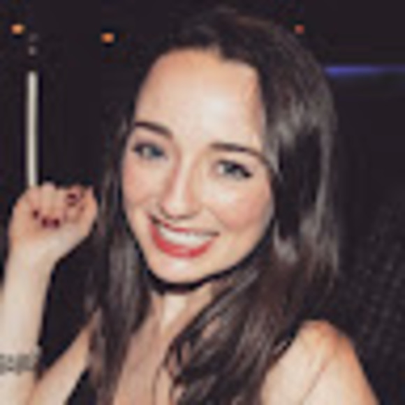 Profile Picture of Gillian Praetorius (@gpraetorius) on Poshmark