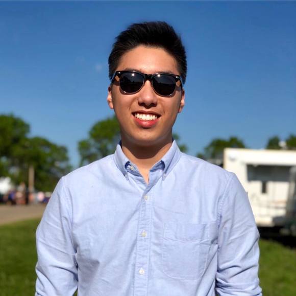 Profile Picture of Jason Yang (@theyangster88) on Poshmark