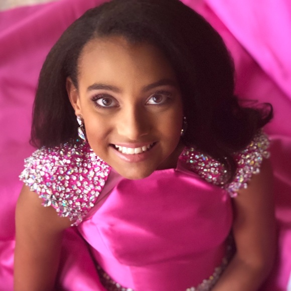 Profile Picture of Ava Wimbush (@avawimbush) on Poshmark