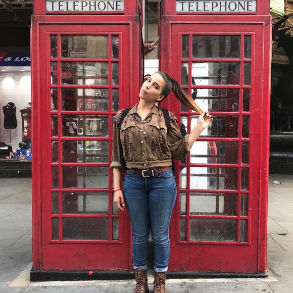 Profile Picture of Jacky Albores (@jackyalbores) on Poshmark