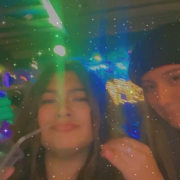 Profile Picture of Joselyn Merchan (@joselyn670) on Poshmark