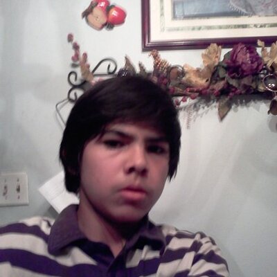 Profile Picture of Alejandro Espino (@samuel7221998) on Twitter