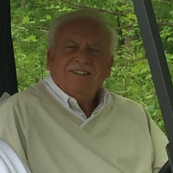 Profile Picture of Ron Lucas (@relucas45) on Poshmark