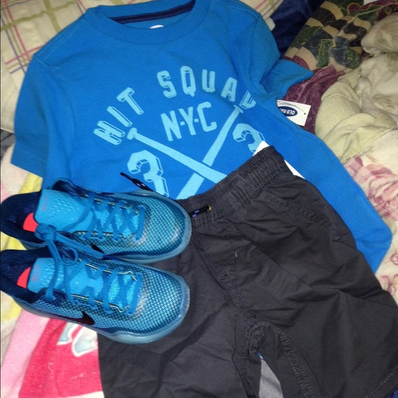 Profile Picture of Cassandra Padilla (@cassandrajp17) on Poshmark