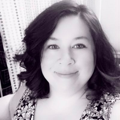 Profile Picture of Emily Murphy Pottery (@potteryblog) on Twitter